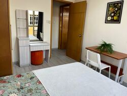 Sims Green (D14), Apartment #561578141